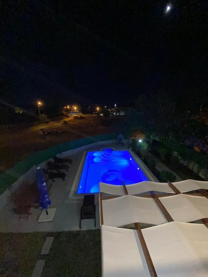 Villa Nil